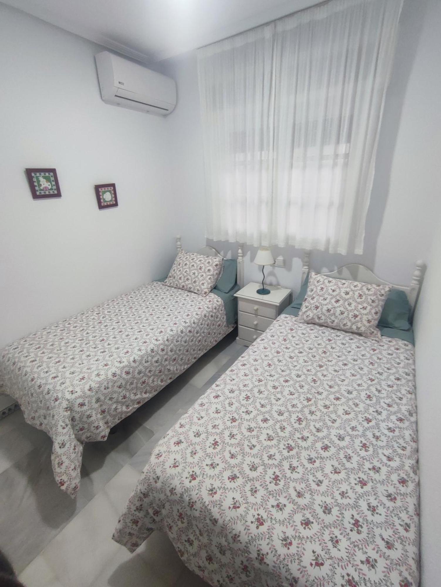 Apartamento Pinar Del Atlantico La Barrosa Chiclana de la Frontera Exterior foto